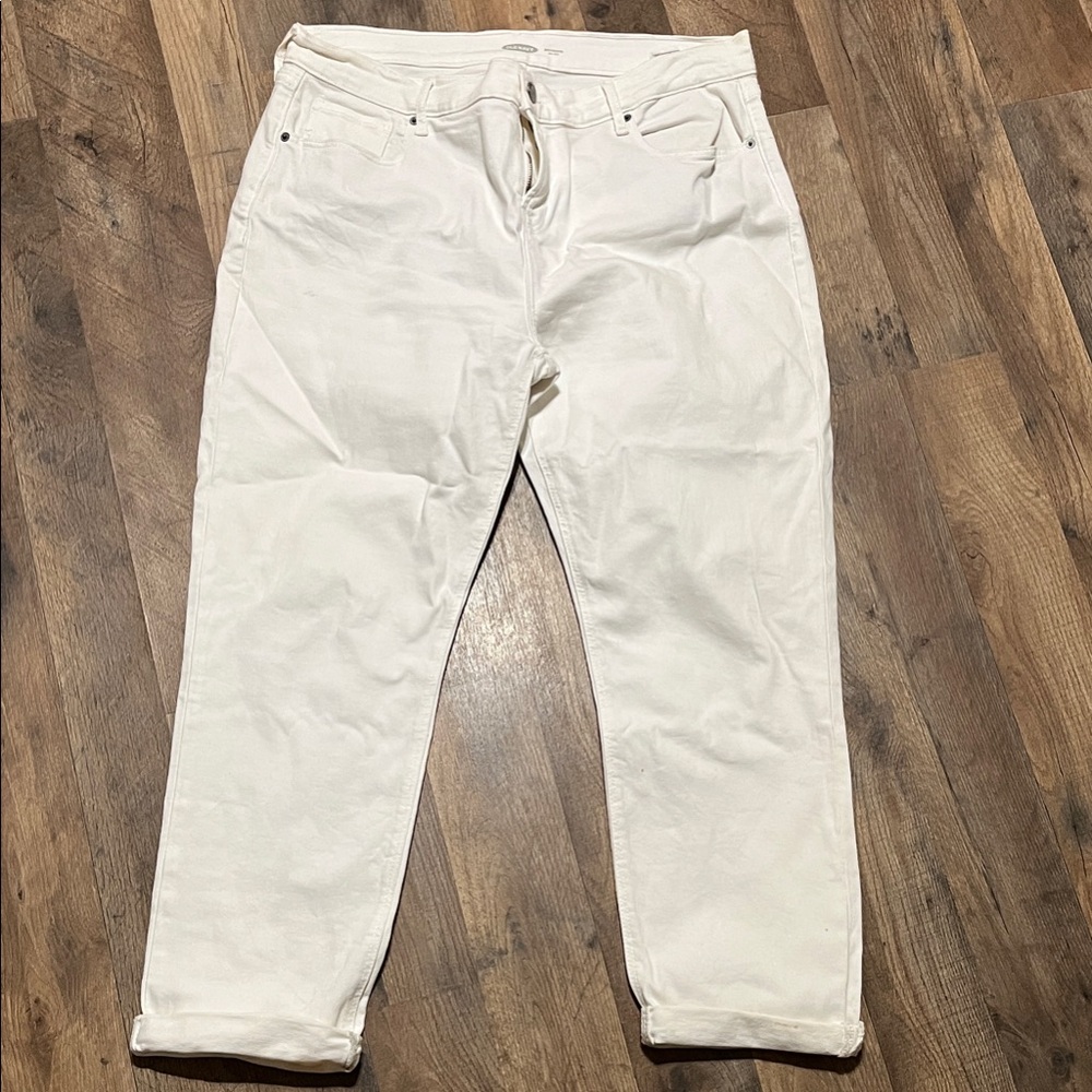 Old Navy Women's White Relaxed Jeans